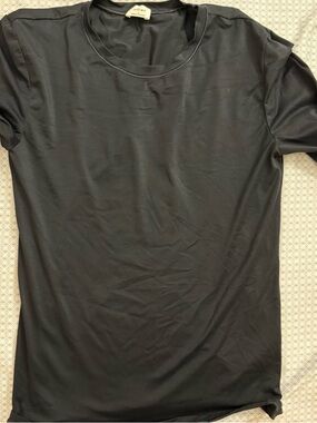 Aritzia Wilfred Black Long-Sleeve Tee - S